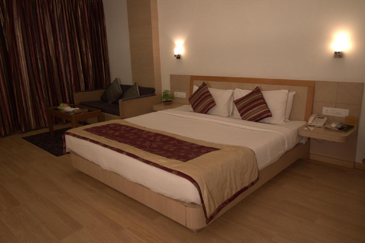 Hotel Ira By Orchid Bhubaneswar Esterno foto