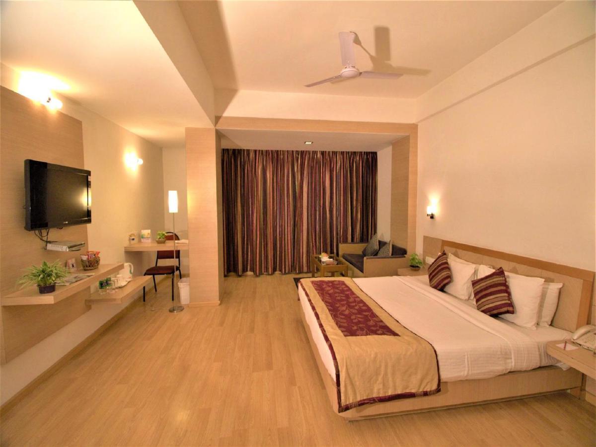 Hotel Ira By Orchid Bhubaneswar Esterno foto