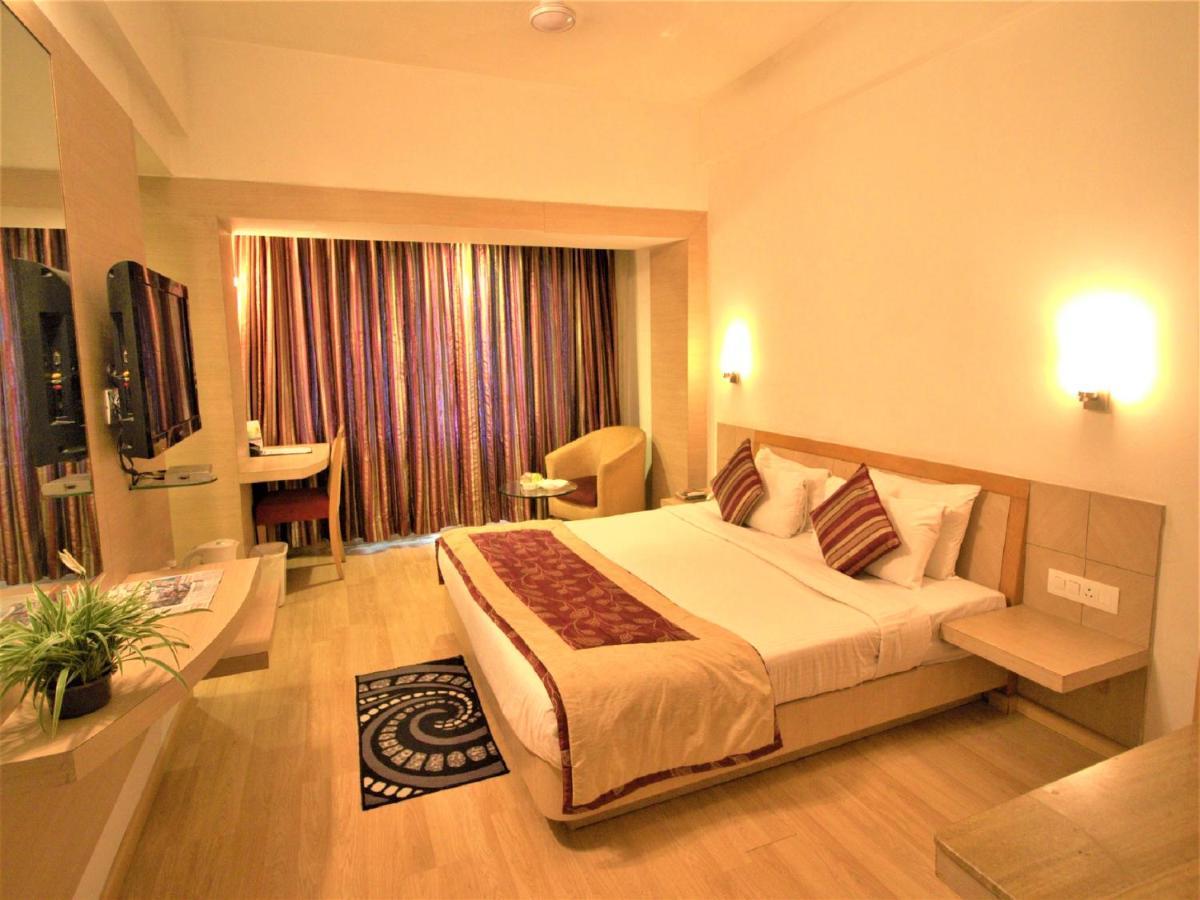 Hotel Ira By Orchid Bhubaneswar Esterno foto