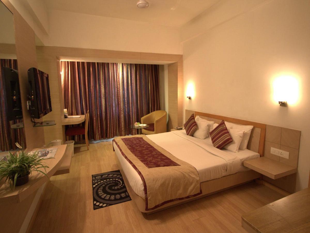 Hotel Ira By Orchid Bhubaneswar Esterno foto