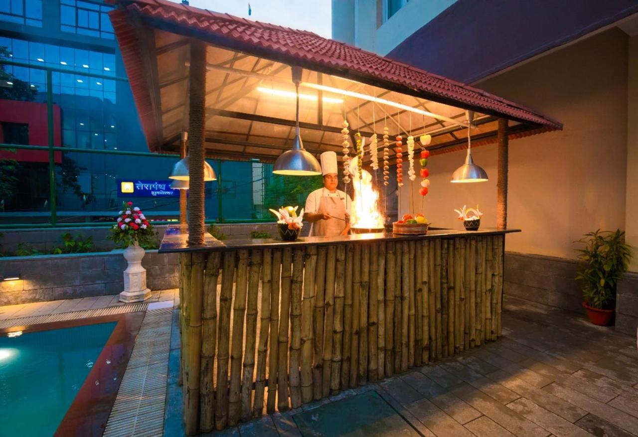 Hotel Ira By Orchid Bhubaneswar Esterno foto