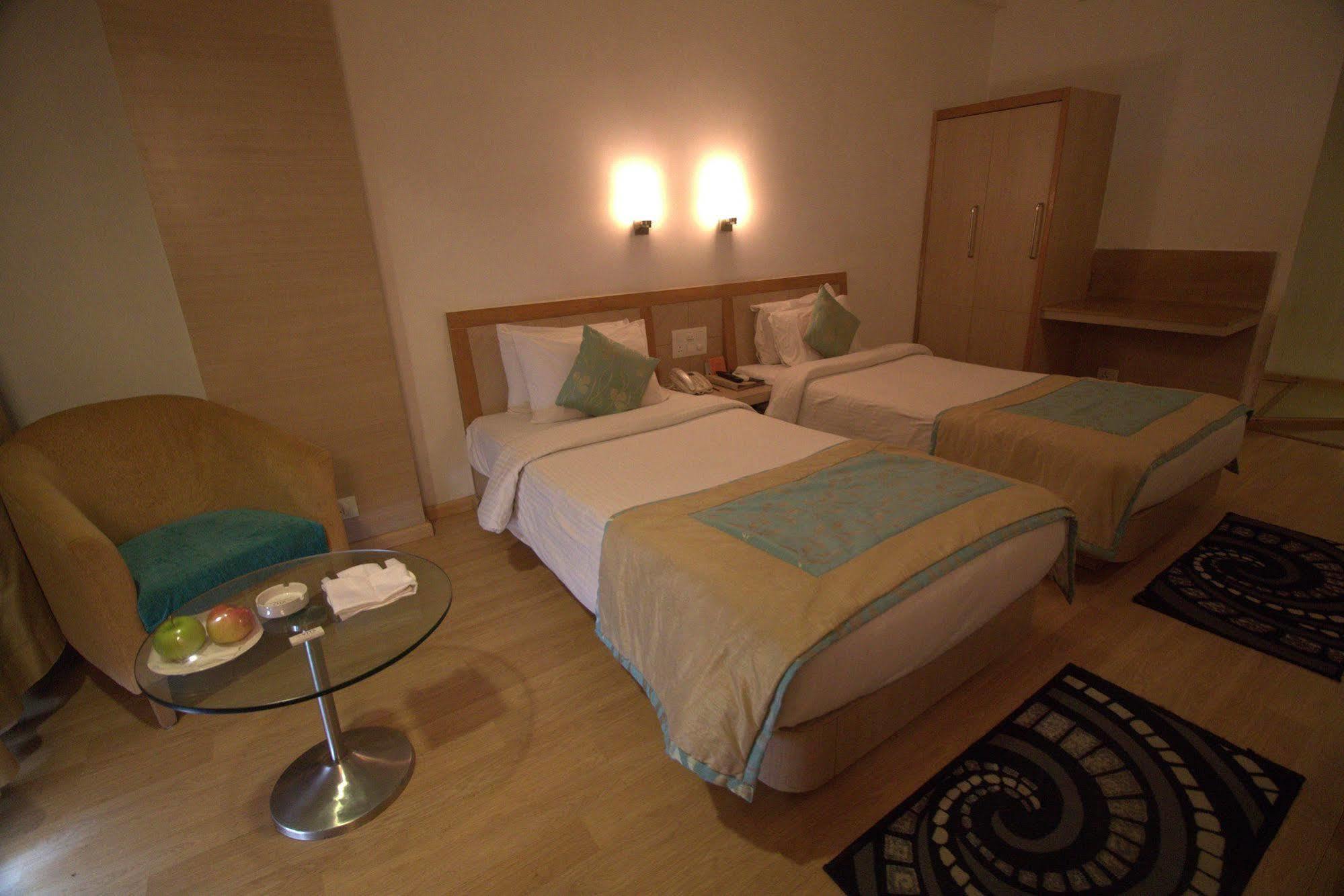 Hotel Ira By Orchid Bhubaneswar Esterno foto