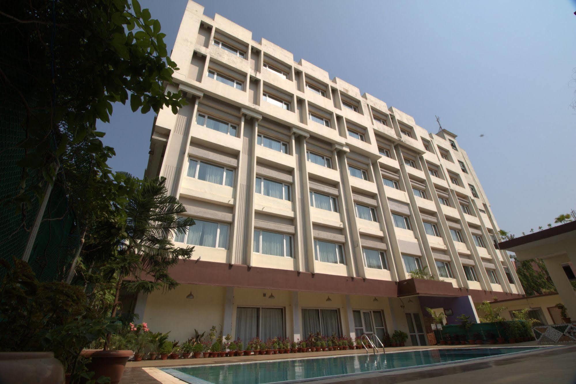 Hotel Ira By Orchid Bhubaneswar Esterno foto
