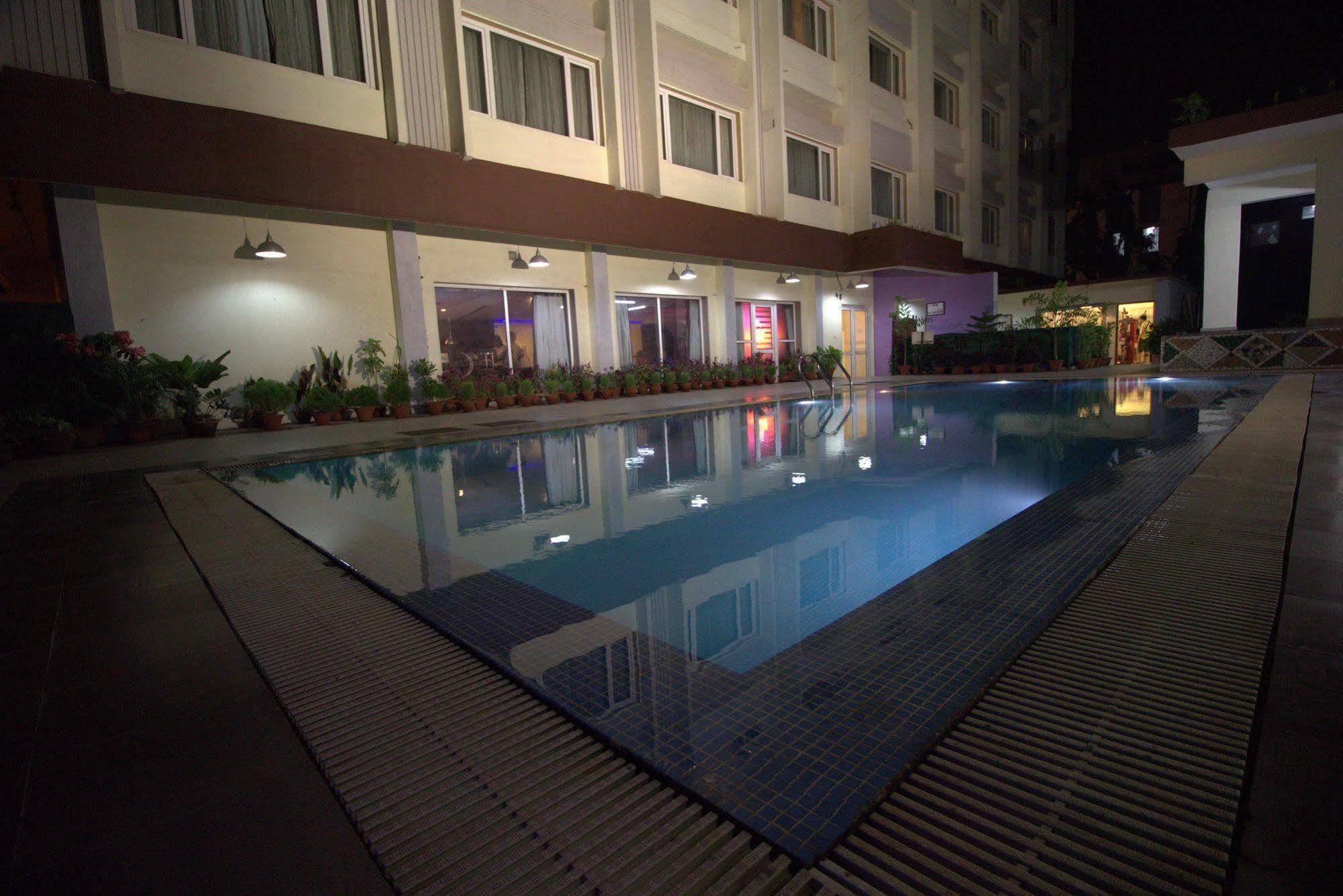 Hotel Ira By Orchid Bhubaneswar Esterno foto