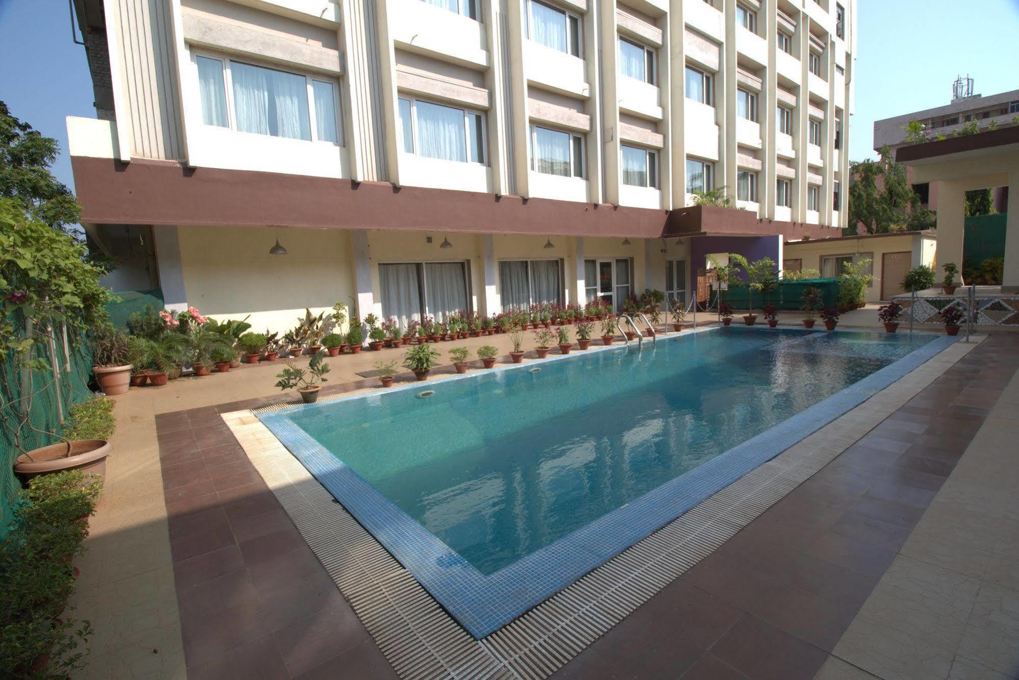 Hotel Ira By Orchid Bhubaneswar Esterno foto